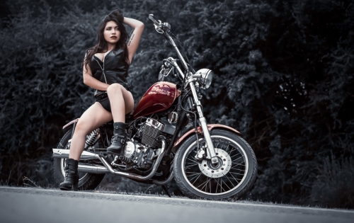 DSC5795 copy 2700x1702